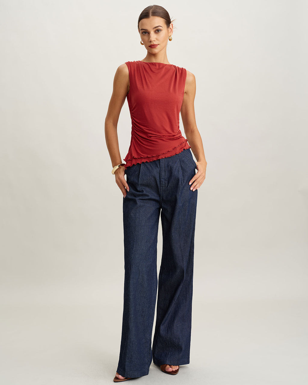 Red Round Neck Cropped Tank Top